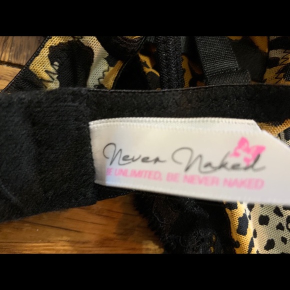 Intimates - Picture 4 of 4